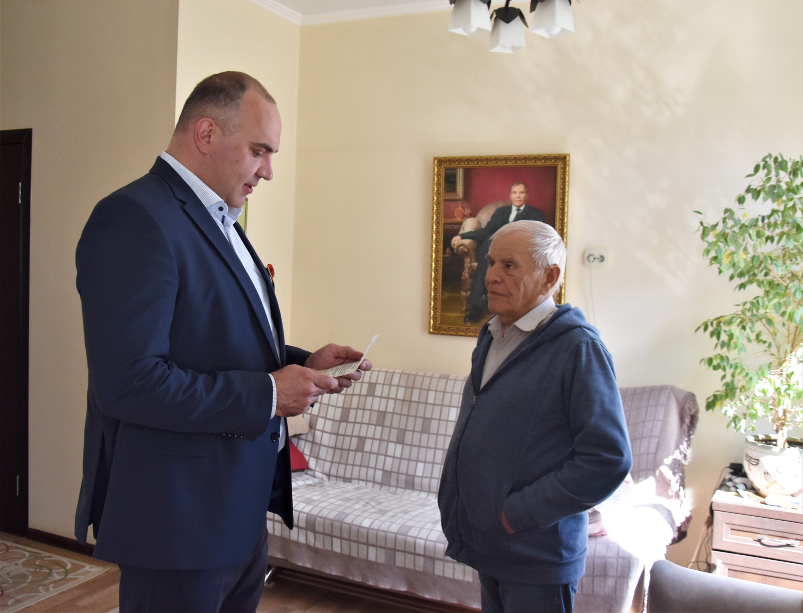 Консультативно-диагностический центр поздравляет ветеранов с Днем Победы