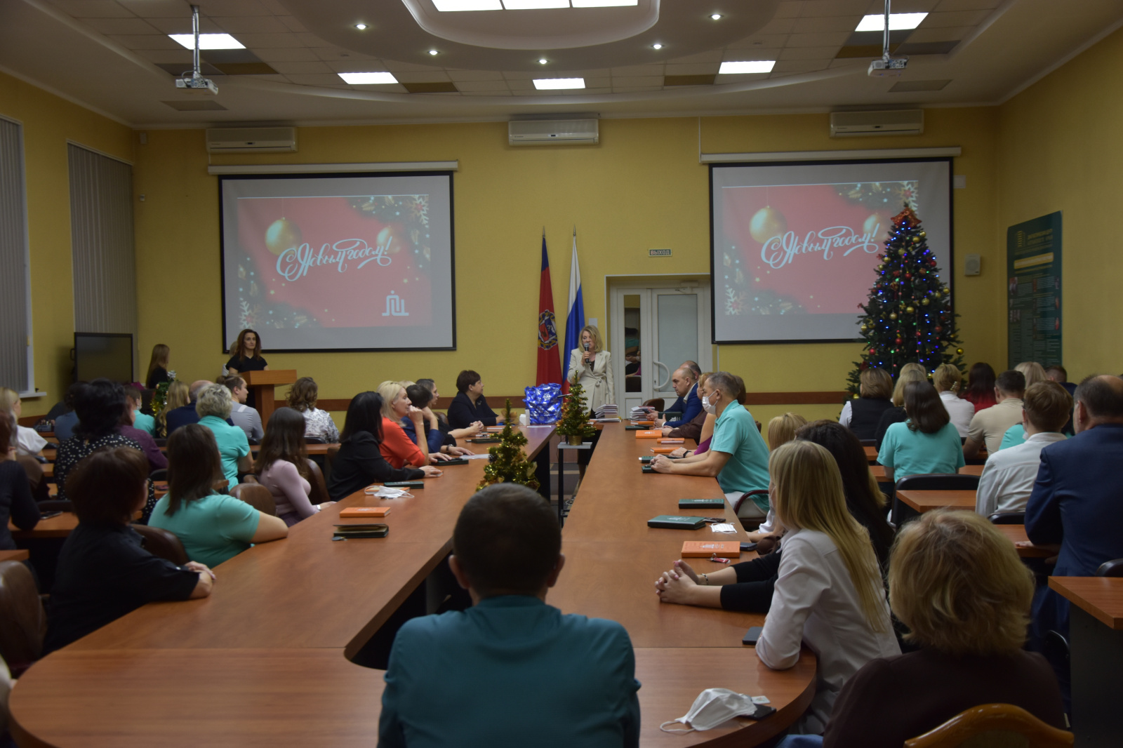 Торжественное вручение наград и подведение итогов 2025 года прошло в Консультативно-диагностическом центре Алтайского края