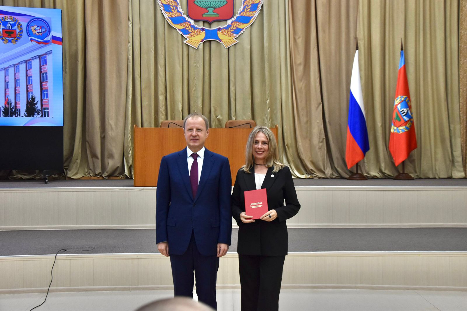 Заместитель главного врача по экономическим вопросам Консультативно-диагностического центра, Елена Валерьевна Останина,  закончила Президентскую программу управленческих кадров